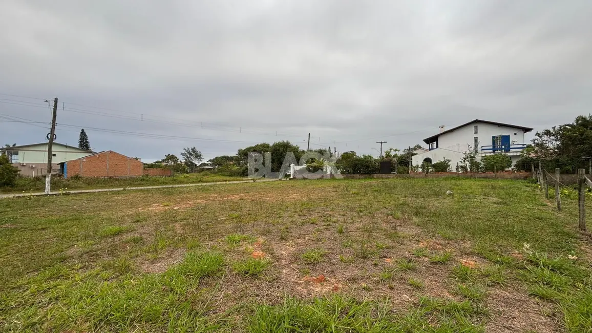 Terreno / Lote à venda, 608m2 em Torres - RS - imagem 4 Foto 4 de Terreno / Lote à venda, 608m2 em Torres - RS