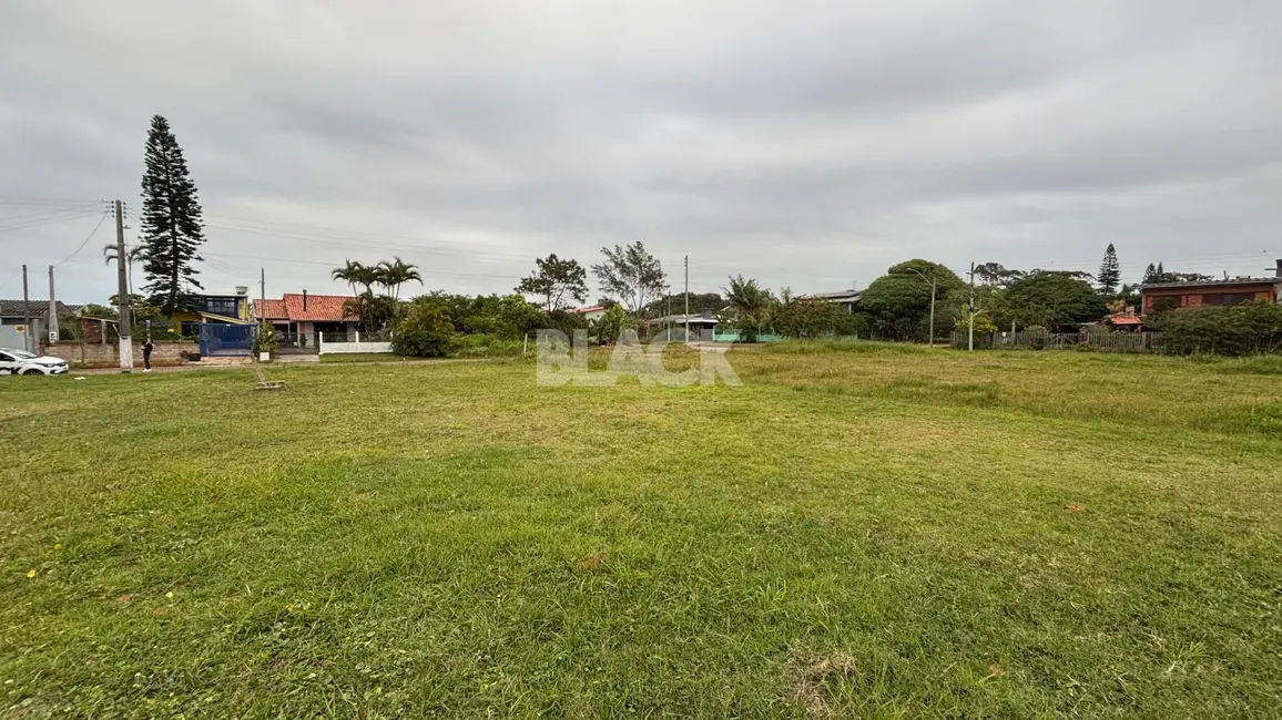 Terreno / Lote à venda, 304m2 em Torres - RS - imagem 4 Foto 4 de Terreno / Lote à venda, 304m2 em Torres - RS