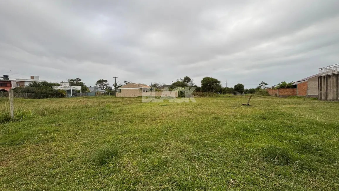 Terreno / Lote à venda, 304m2 em Torres - RS - imagem 2 Foto 2 de Terreno / Lote à venda, 304m2 em Torres - RS