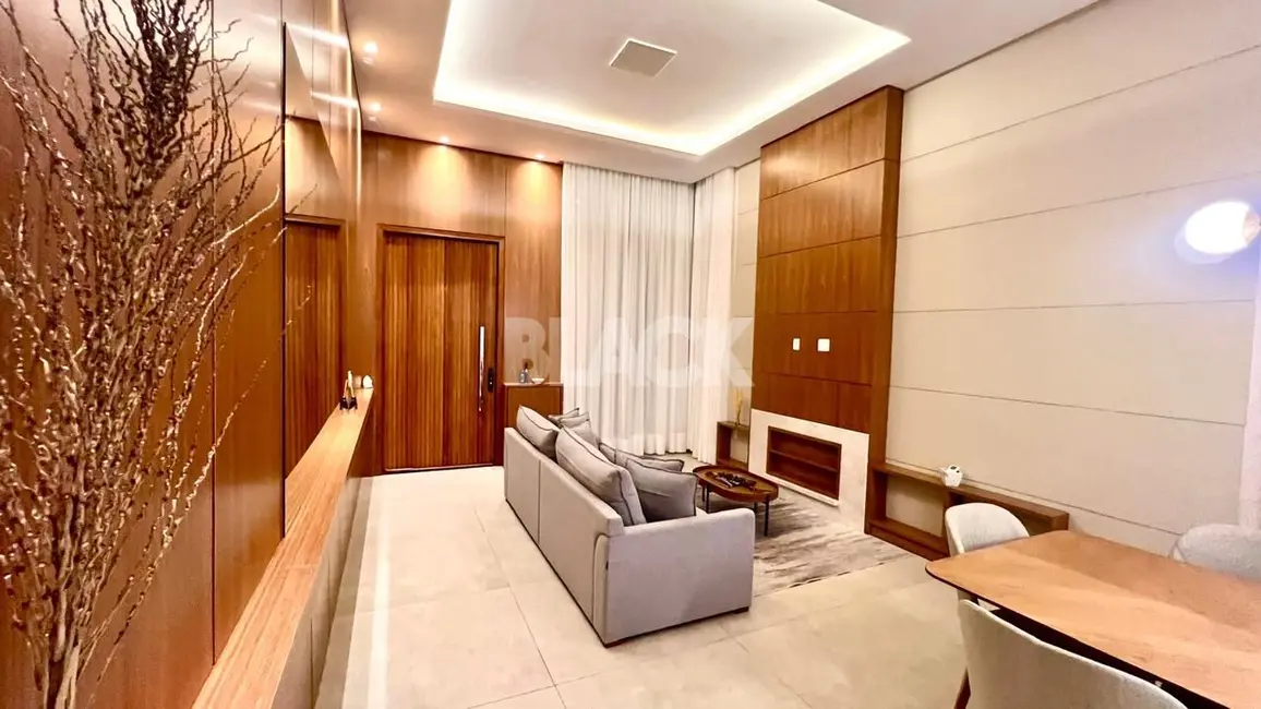 Casa de Condomínio com 3 quartos à venda, 274m2 em Torres - RS - imagem 6 Foto 6 de Casa de Condomínio com 3 quartos à venda, 274m2 em Torres - RS