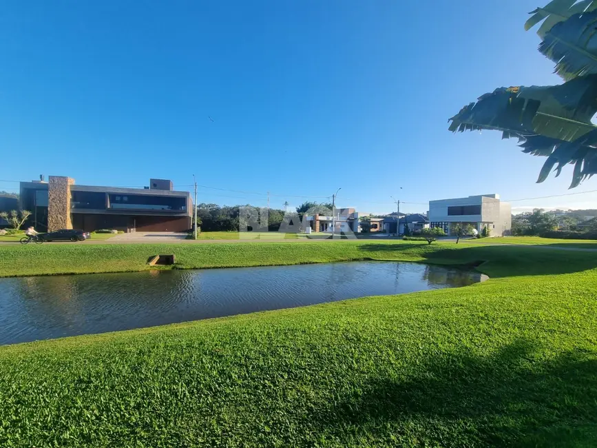 Casa de Condomínio com 3 quartos à venda, 374m2 em Torres - RS - imagem 6 Foto 6 de Casa de Condomínio com 3 quartos à venda, 374m2 em Torres - RS