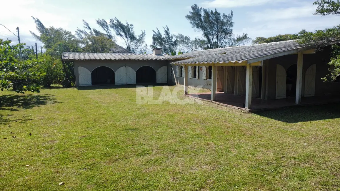 Casa com 3 quartos à venda, 150m2 em Torres - RS - imagem 5 Foto 5 de Casa com 3 quartos à venda, 150m2 em Torres - RS