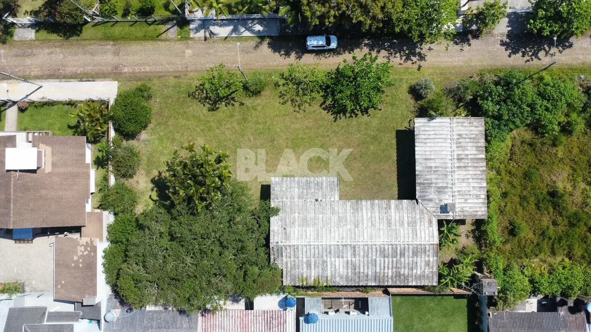 Casa com 3 quartos à venda, 150m2 em Torres - RS - imagem 3 Foto 3 de Casa com 3 quartos à venda, 150m2 em Torres - RS