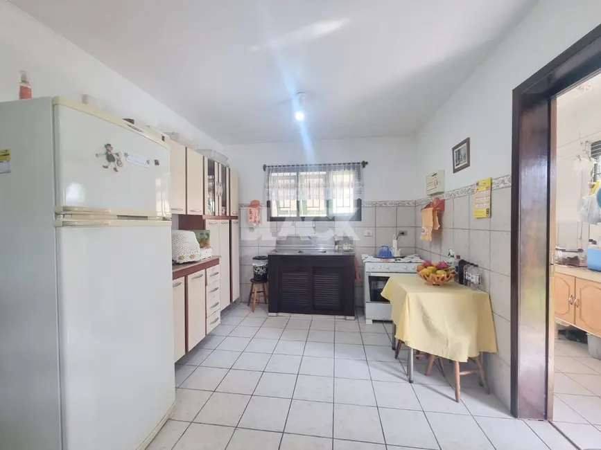 Casa com 3 quartos à venda, 200m2 em Torres - RS - imagem 9 Foto 9 de Casa com 3 quartos à venda, 200m2 em Torres - RS