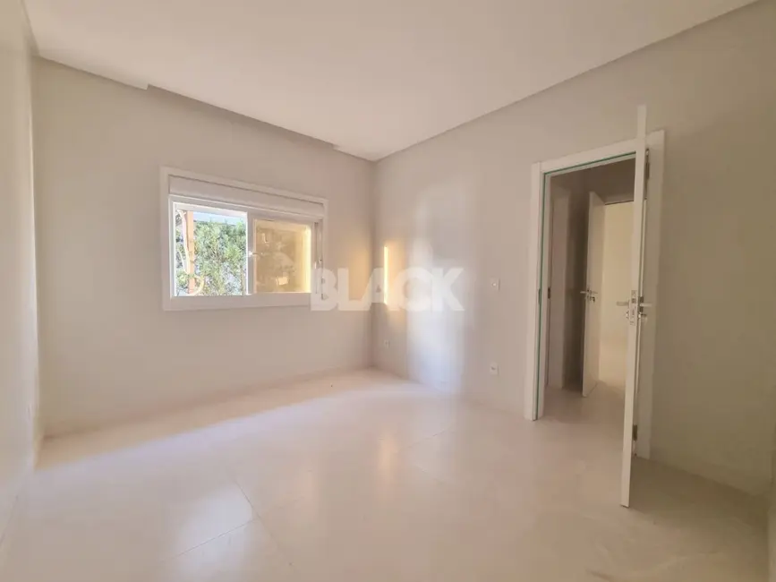 Foto 9 de Casa de Condomínio com 4 quartos à venda, 177m2 em Torres - RS