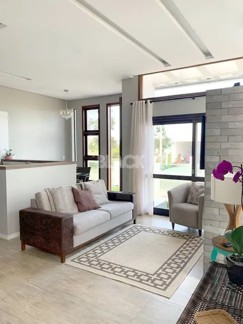 Foto 6 de Casa com 3 quartos à venda, 141m2 em Passo De Torres - SC