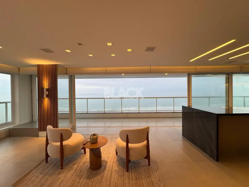 Apartamento com 4 quartos à venda, 296m2 em Torres - RS - imagem 8 Foto 8 de Apartamento com 4 quartos à venda, 296m2 em Torres - RS