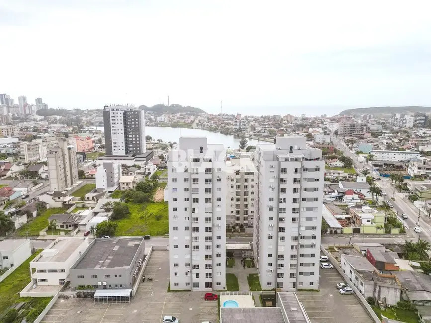 Foto 1 de Apartamento com 3 quartos para alugar, 89m2 em Torres - RS