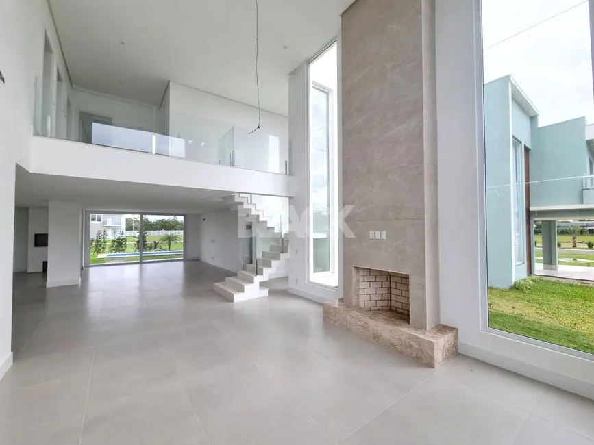 Foto 5 de Casa de Condomínio com 4 quartos à venda, 367m2 em Centro, Passo De Torres - SC