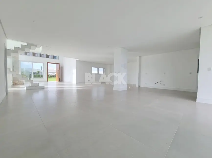 Foto 7 de Casa de Condomínio com 4 quartos à venda, 367m2 em Centro, Passo De Torres - SC