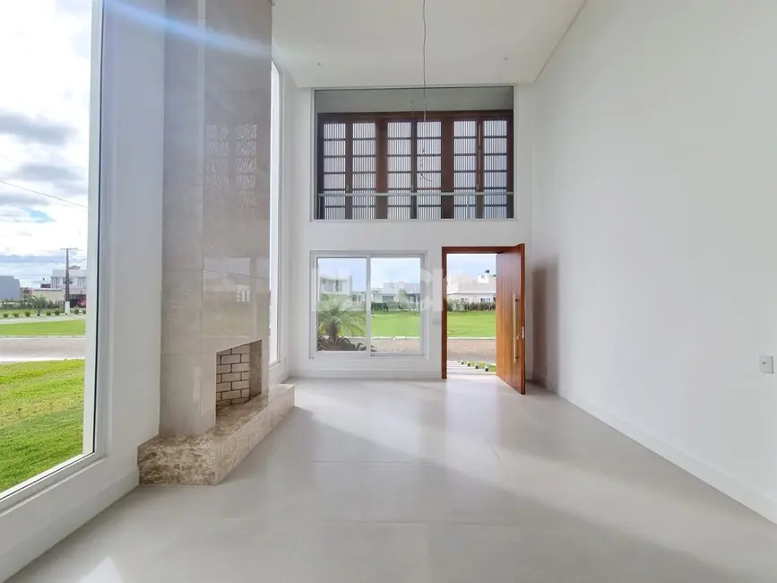 Foto 4 de Casa de Condomínio com 4 quartos à venda, 367m2 em Centro, Passo De Torres - SC