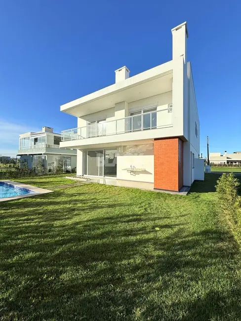 Foto 3 de Casa de Condomínio com 4 quartos à venda, 367m2 em Centro, Passo De Torres - SC