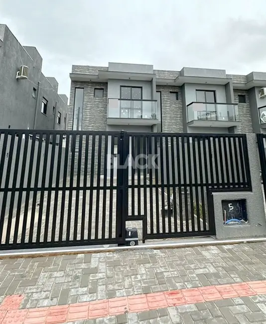 Foto 1 de Casa com 2 quartos à venda, 82m2 em Centro, Passo De Torres - SC