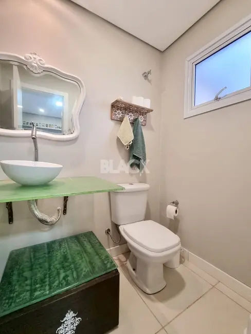 Foto 5 de Casa com 2 quartos à venda, 80m2 em Centro, Passo De Torres - SC