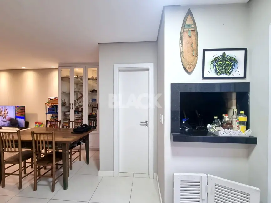 Foto 3 de Casa com 2 quartos à venda, 80m2 em Centro, Passo De Torres - SC