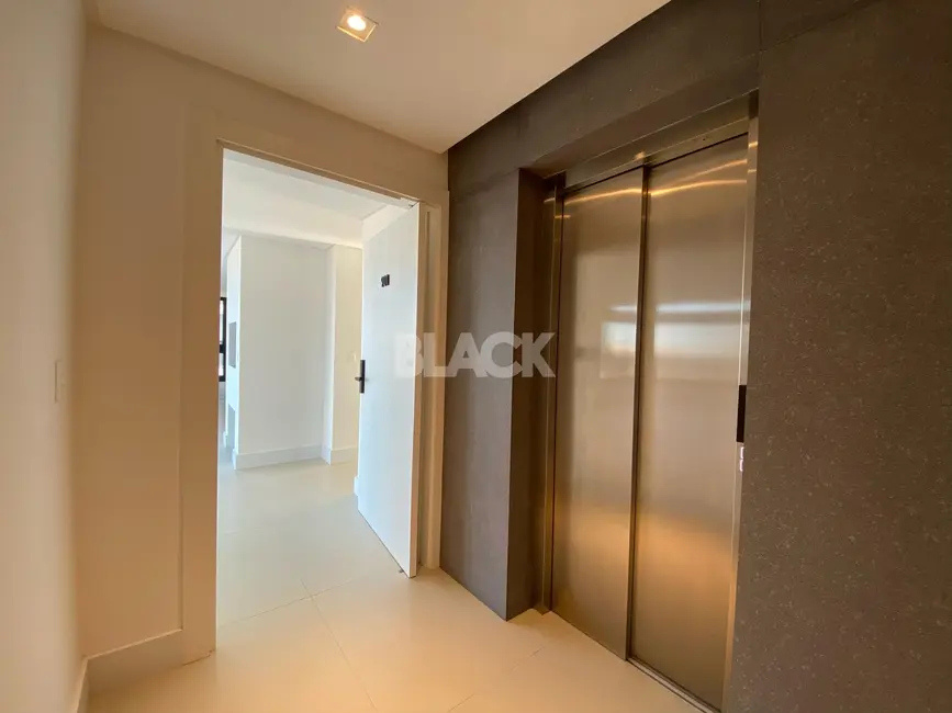 Apartamento com 3 quartos à venda, 143m2 em Torres - RS - imagem 9 Foto 9 de Apartamento com 3 quartos à venda, 143m2 em Torres - RS