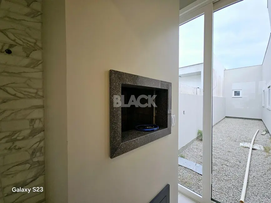 Casa com 3 quartos à venda, 98m2 em Centro, Passo De Torres - SC - imagem 6 Foto 6 de Casa com 3 quartos à venda, 98m2 em Centro, Passo De Torres - SC