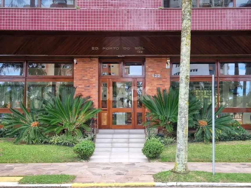 Foto 2 de Cobertura com 4 quartos à venda, 380m2 em Torres - RS