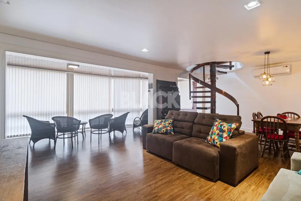 Foto 4 de Cobertura com 4 quartos à venda, 380m2 em Torres - RS