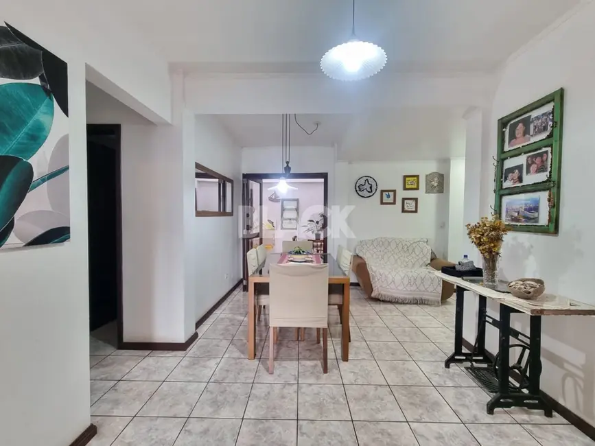 Apartamento com 3 quartos à venda, 184m2 em Centro, Torres - RS - imagem 5 Foto 5 de Apartamento com 3 quartos à venda, 184m2 em Centro, Torres - RS