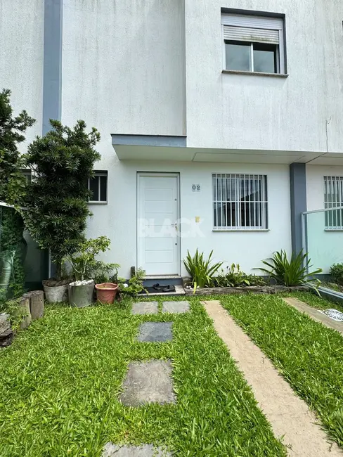 Foto 1 de Casa com 2 quartos à venda, 80m2 em Centro, Passo De Torres - SC