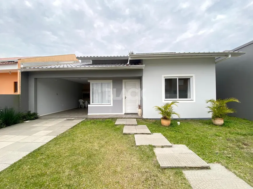 Foto 2 de Casa com 3 quartos à venda, 124m2 em Passo De Torres - SC