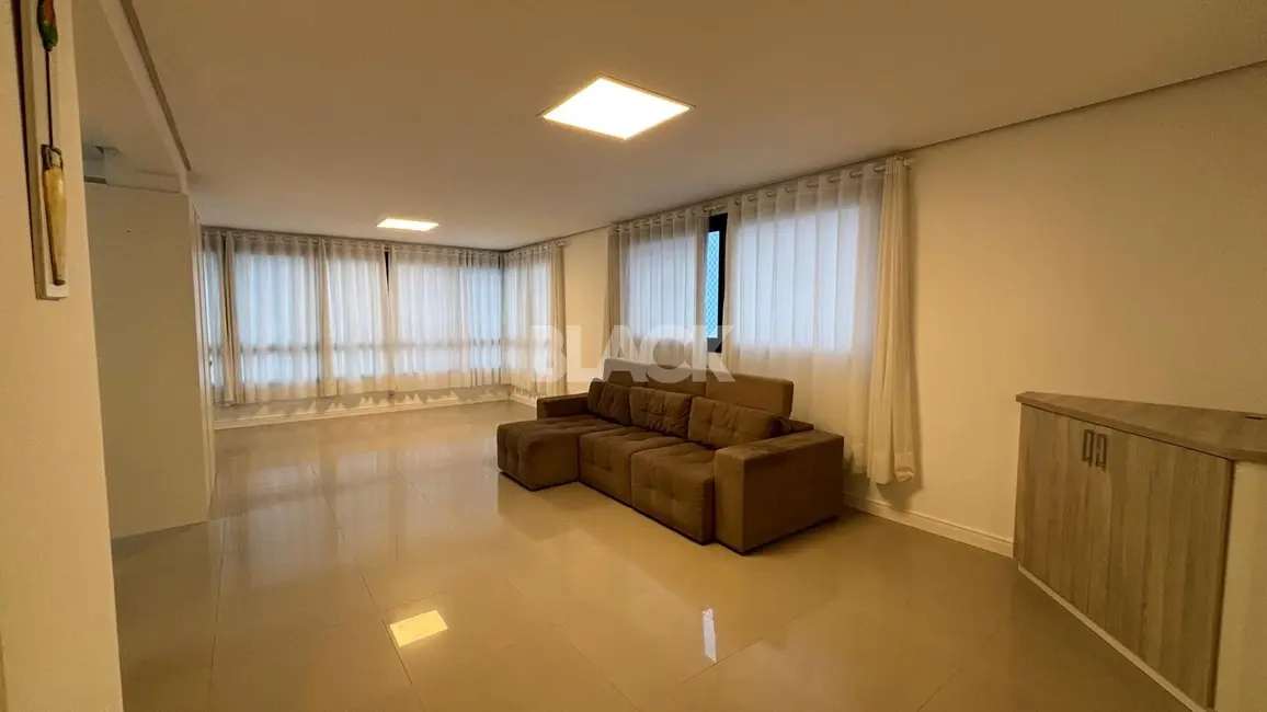 Foto 2 de Apartamento com 3 quartos para alugar, 120m2 em Torres - RS