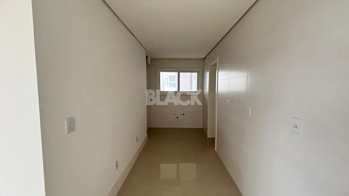 Apartamento com 3 quartos à venda, 158m2 em Torres - RS - imagem 9 Foto 9 de Apartamento com 3 quartos à venda, 158m2 em Torres - RS