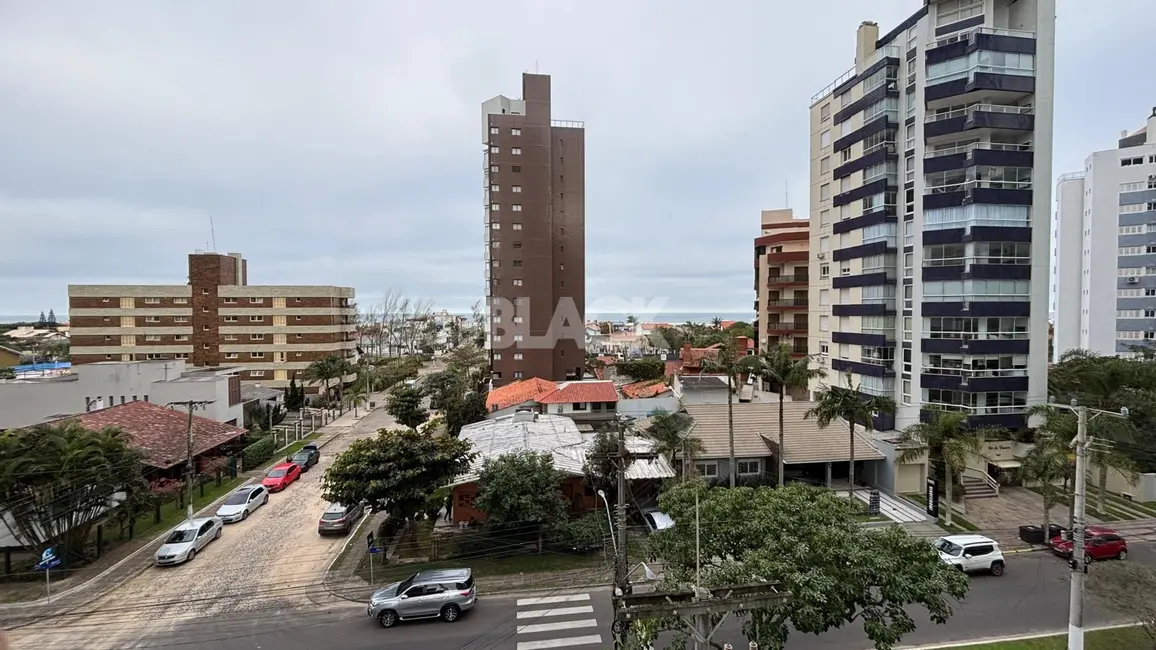 Apartamento com 3 quartos à venda, 158m2 em Torres - RS - imagem 4 Foto 4 de Apartamento com 3 quartos à venda, 158m2 em Torres - RS