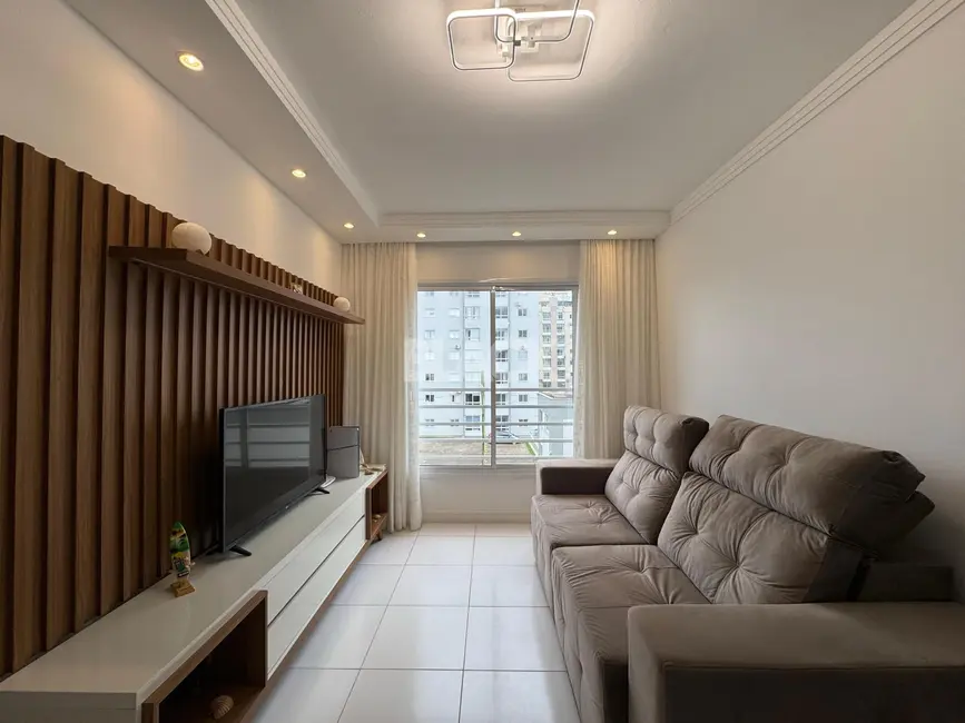 Apartamento com 2 quartos à venda, 50m2 em Torres - RS - imagem 1 Foto 1 de Apartamento com 2 quartos à venda, 50m2 em Torres - RS