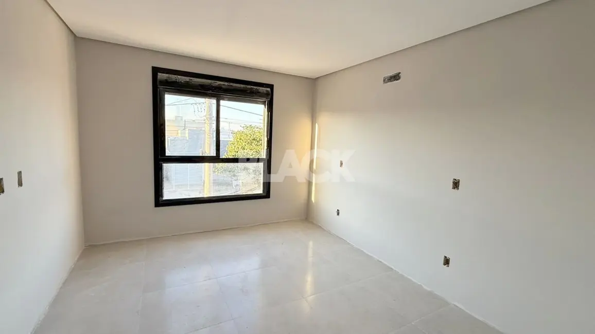 Foto 8 de Casa com 2 quartos à venda, 87m2 em Torres - RS