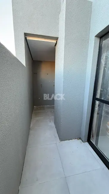 Foto 6 de Casa com 2 quartos à venda, 87m2 em Torres - RS
