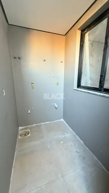 Foto 7 de Casa com 2 quartos à venda, 87m2 em Torres - RS