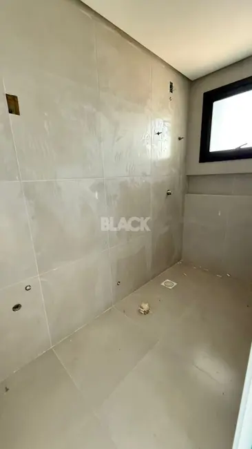 Foto 9 de Casa com 2 quartos à venda, 87m2 em Torres - RS