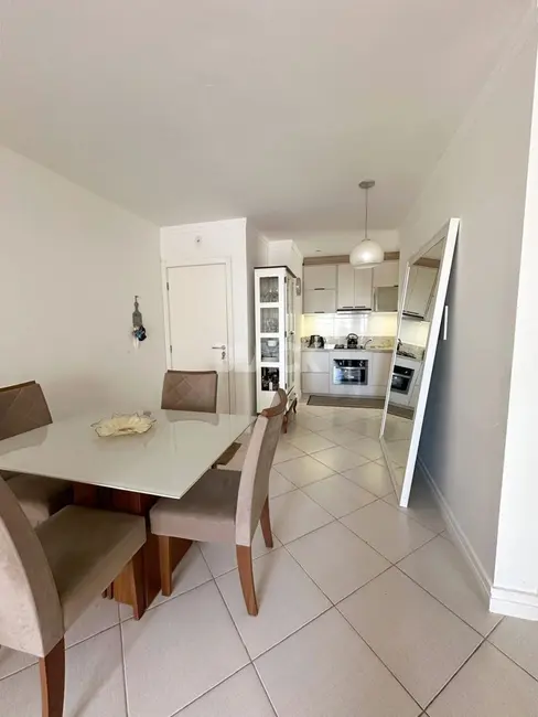 Foto 6 de Apartamento com 2 quartos à venda, 73m2 em Torres - RS