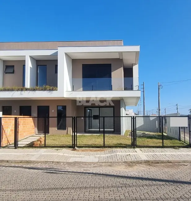 Casa com 3 quartos à venda, 120m2 em Torres - RS - imagem 1 Foto 1 de Casa com 3 quartos à venda, 120m2 em Torres - RS