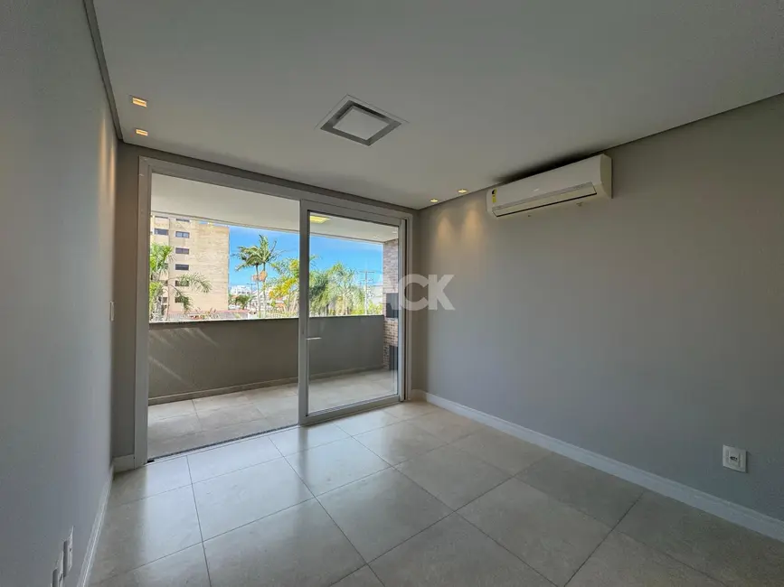 Apartamento com 3 quartos à venda, 174m2 em Torres - RS - imagem 5 Foto 5 de Apartamento com 3 quartos à venda, 174m2 em Torres - RS