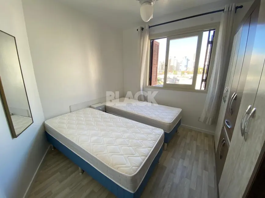Apartamento com 2 quartos à venda, 79m2 em Centro, Torres - RS - imagem 8 Foto 8 de Apartamento com 2 quartos à venda, 79m2 em Centro, Torres - RS