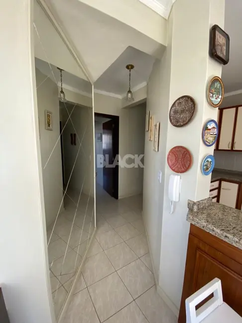 Apartamento com 2 quartos à venda, 79m2 em Centro, Torres - RS - imagem 6 Foto 6 de Apartamento com 2 quartos à venda, 79m2 em Centro, Torres - RS