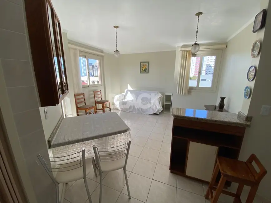 Apartamento com 2 quartos à venda, 79m2 em Centro, Torres - RS - imagem 3 Foto 3 de Apartamento com 2 quartos à venda, 79m2 em Centro, Torres - RS
