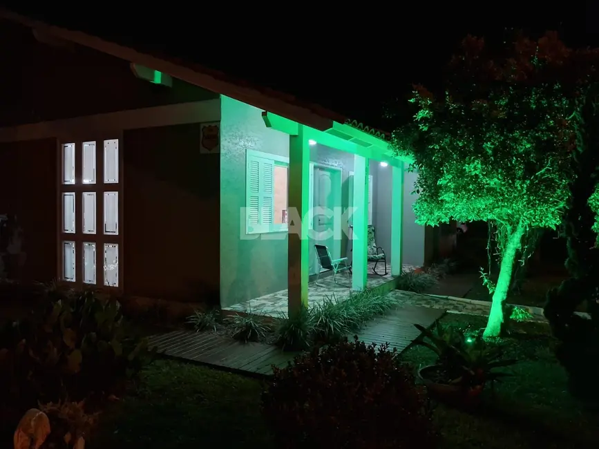 Foto 3 de Casa com 4 quartos à venda, 180m2 em Centro, Passo De Torres - SC