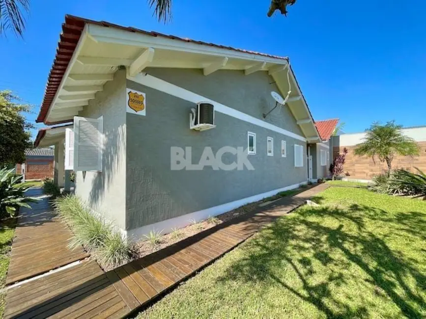 Foto 6 de Casa com 4 quartos à venda, 180m2 em Centro, Passo De Torres - SC