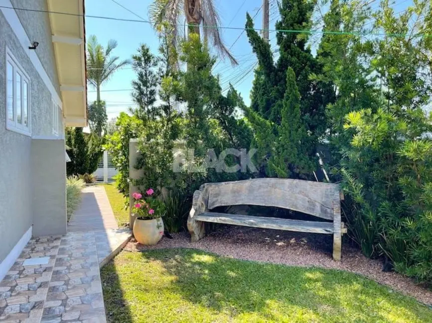 Foto 7 de Casa com 4 quartos à venda, 180m2 em Centro, Passo De Torres - SC