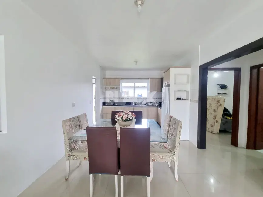 Foto 3 de Casa com 2 quartos à venda, 130m2 em Passo De Torres - SC