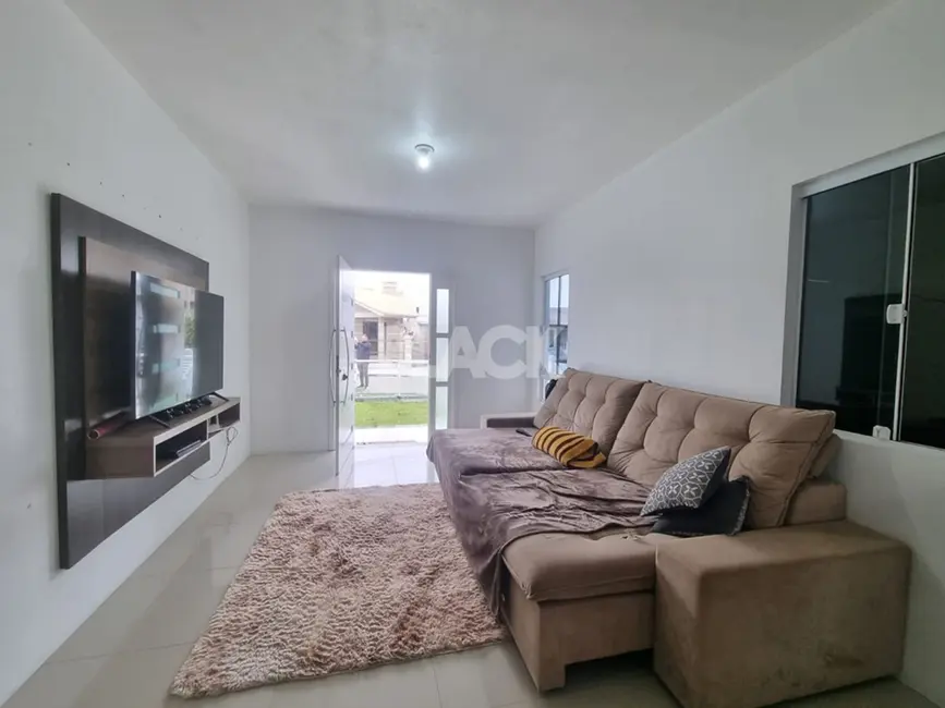 Foto 6 de Casa com 2 quartos à venda, 130m2 em Passo De Torres - SC