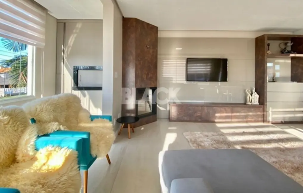 Apartamento com 3 quartos à venda, 156m2 em Torres - RS - imagem 5 Foto 5 de Apartamento com 3 quartos à venda, 156m2 em Torres - RS