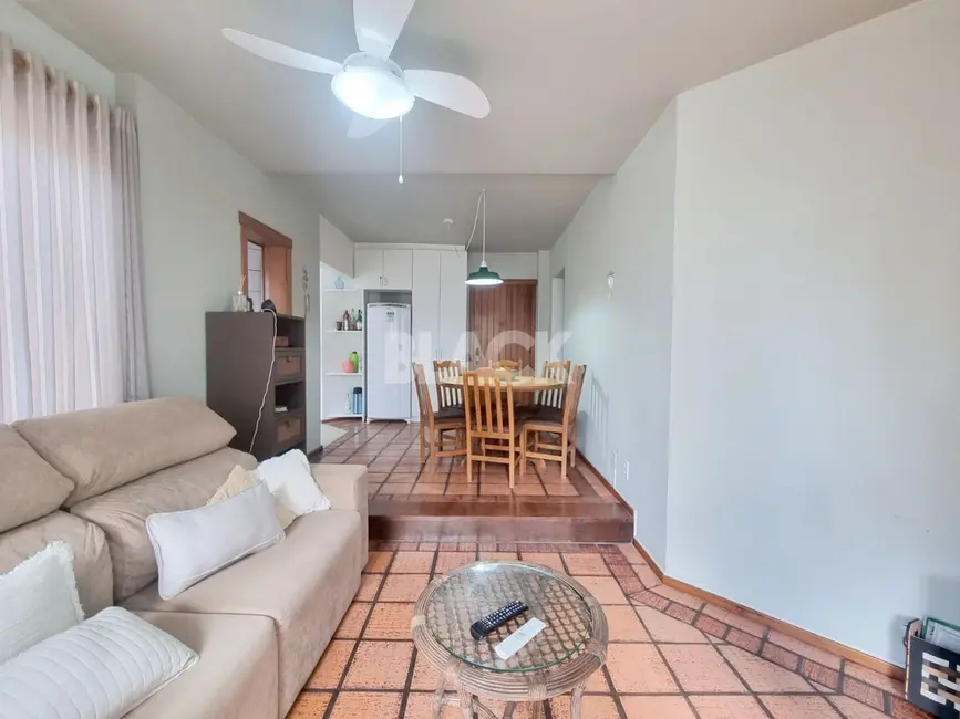 Apartamento com 2 quartos à venda, 75m2 em Centro, Torres - RS - imagem 5 Foto 5 de Apartamento com 2 quartos à venda, 75m2 em Centro, Torres - RS