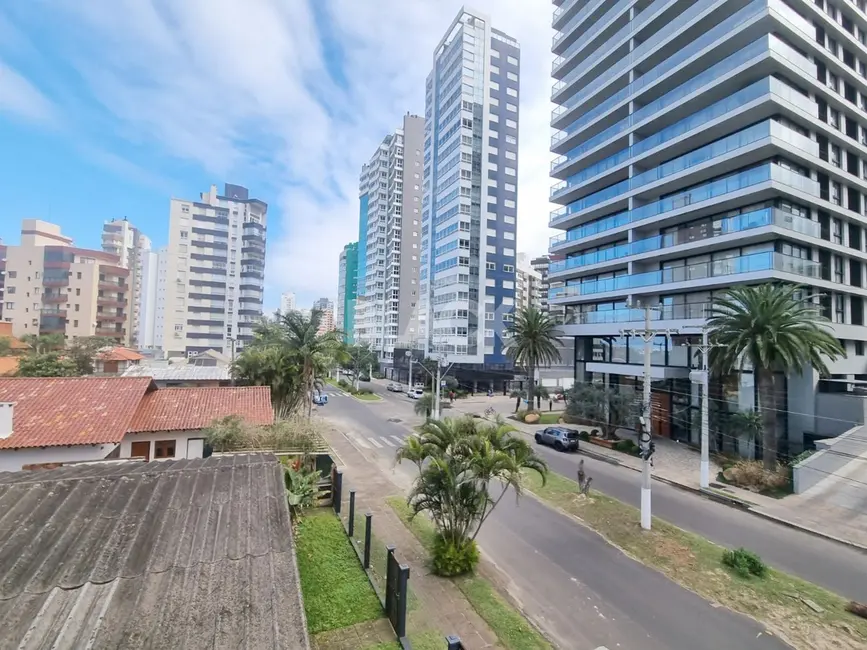 Apartamento com 2 quartos à venda, 75m2 em Centro, Torres - RS - imagem 8 Foto 8 de Apartamento com 2 quartos à venda, 75m2 em Centro, Torres - RS