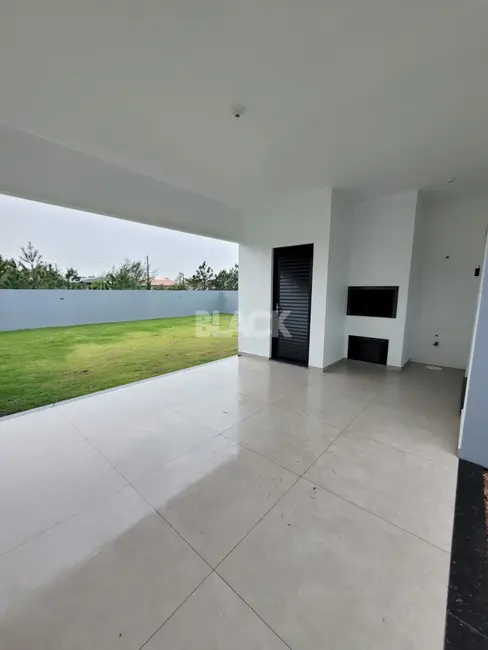 Casa com 3 quartos à venda, 107m2 em Passo De Torres - SC - imagem 8 Foto 8 de Casa com 3 quartos à venda, 107m2 em Passo De Torres - SC