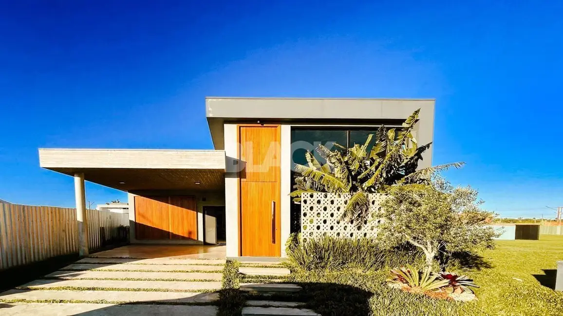Foto 1 de Casa de Condomínio com 4 quartos à venda, 222m2 em Centro, Passo De Torres - SC